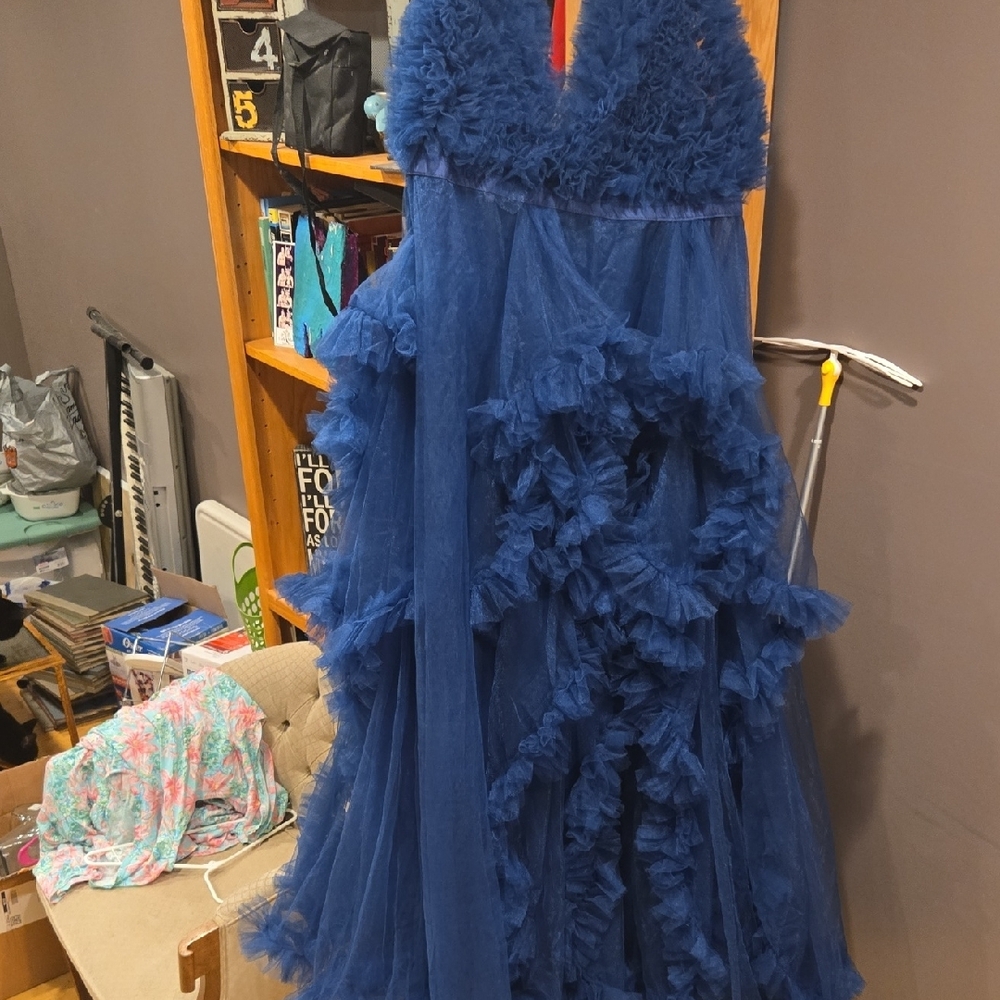 Elegant Blue Ruffled Gown